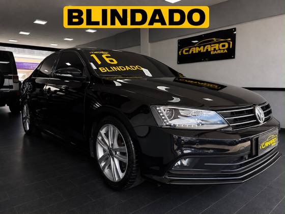 VOLKSWAGEN JETTA 2.0 TSI HIGHLINE 211CV GASOLINA 4P TIPTRONIC VOLKSWAGEN JETTA 2.0 TSI HIGHLINE 211CV GASOLINA 4P TIPTRONIC